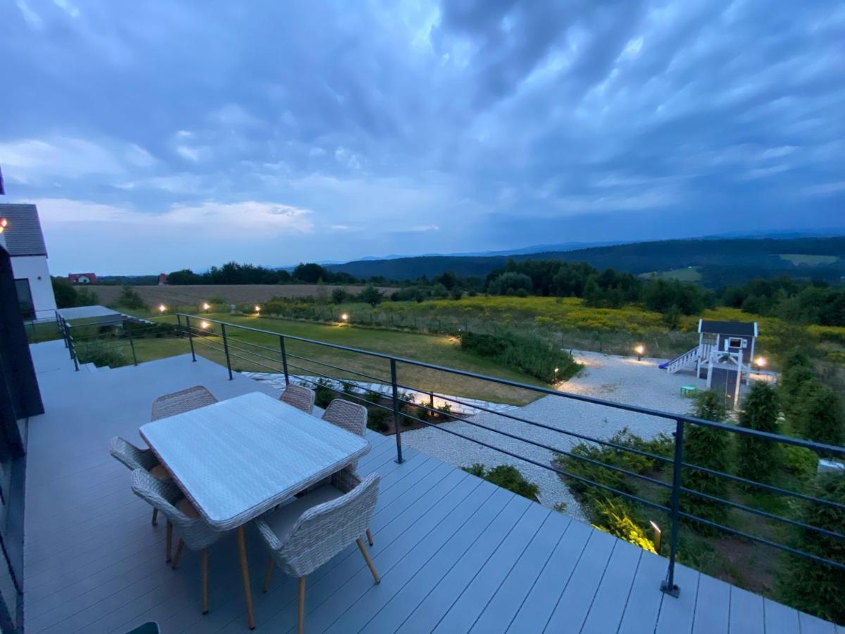 Villa Relax With Swimming Pool And Mountain View Bukow Экстерьер фото